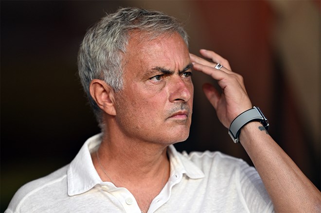 Jose Mourinho kadroya ilk neşteri vurdu